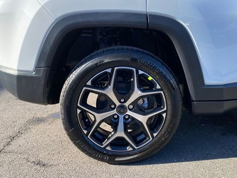 New 2026 Jeep Compass Limited w/ Sun, Sound & Navigation Group image 18