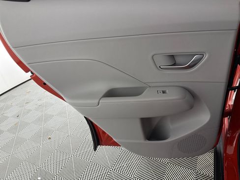 Certified 2024 Hyundai Kona Limited FWD image 14