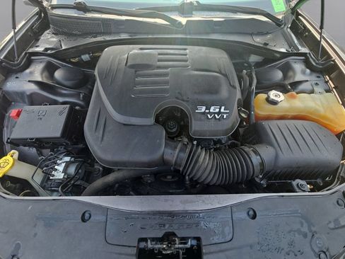 Used 2015 Dodge Charger SXT AWD/4WD image 28