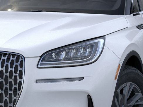 New 2026 Lincoln Corsair Premiere image 18