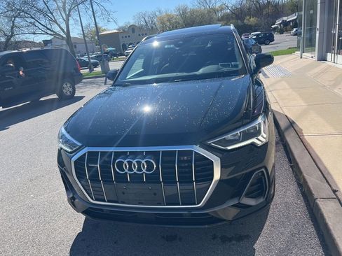 Used 2023 Audi Q3 2.0T Premium w/ Convenience Package image 46