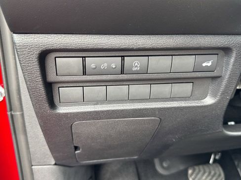 New 2026 Mitsubishi Outlander AWD image 19