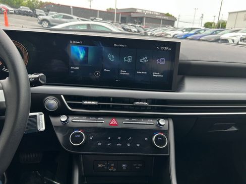 Used 2025 Hyundai Sonata SEL FWD image 17