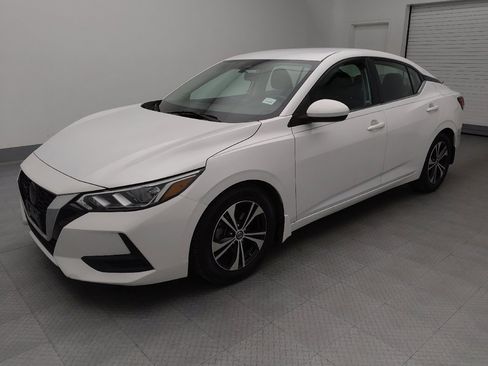 Used 2021 Nissan Sentra SV FWD image 2
