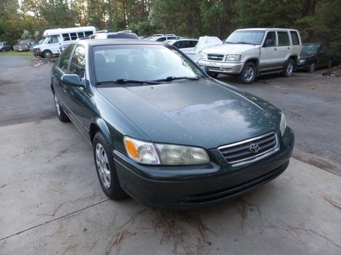 Used 2001 Toyota Camry CE image 5