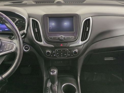 Certified 2020 Chevrolet Equinox LT w/ Driver Convenience Package image 18