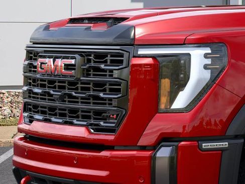 New 2026 GMC Sierra 2500 AT4 w/ AT4 Premium Plus Package AWD/4WD image 13