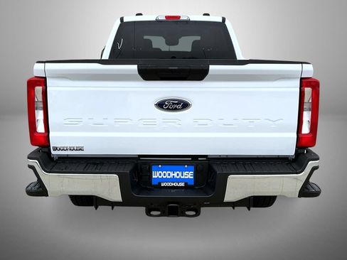 New 2026 Ford F250 XLT w/ FX4 Off-Road Package AWD/4WD image 6
