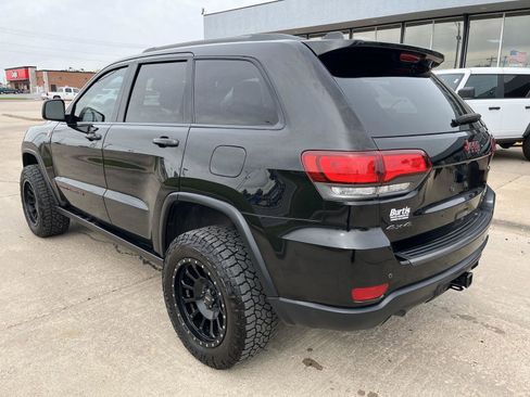 Used 2018 Jeep Grand Cherokee Trailhawk w/ Trailhawk Luxury Group image 8
