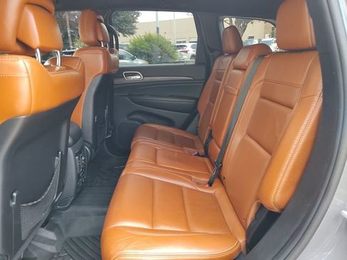 Used 2021 Jeep Grand Cherokee Laredo X AWD/4WD image 27