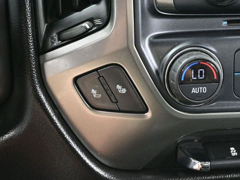 Used 2018 Chevrolet Silverado 1500 LT w/ All Star Edition image 21