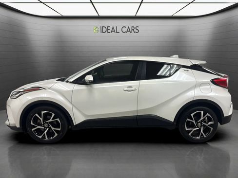 Used 2021 Toyota C-HR XLE FWD image 8