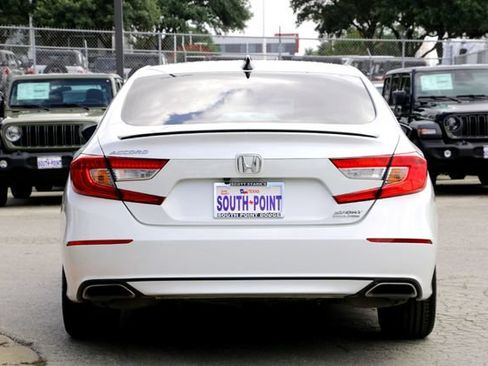 Used 2021 Honda Accord Sport Special Edition image 5