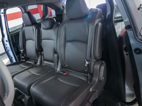 Used 2023 Honda Odyssey Touring image 14