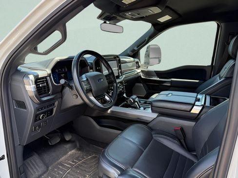 Certified 2024 Ford F150 Platinum AWD/4WD image 4