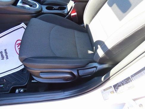 Used 2024 Kia Forte LXS w/ LXS Technology Package image 32