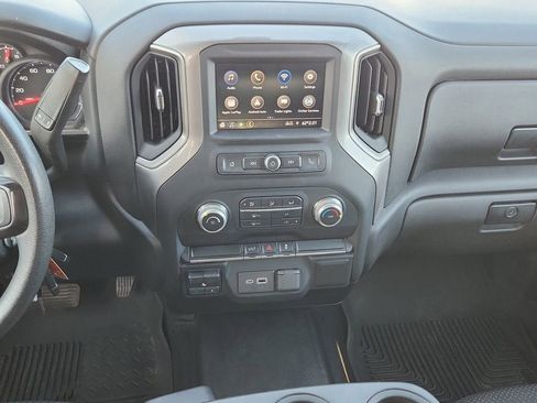 Used 2021 GMC Sierra 2500 4x4 Crew Cab w/ Convenience Package image 11