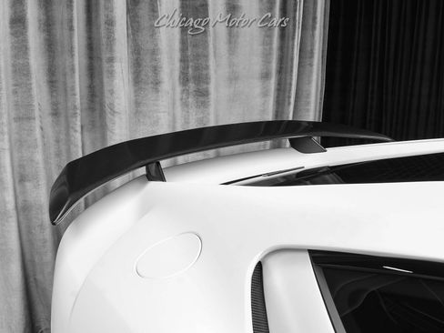 Used 2021 Ferrari 812 Superfast RWD image 42