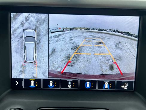 Used 2020 GMC Acadia SLT w/ Driver Alert Package II image 29