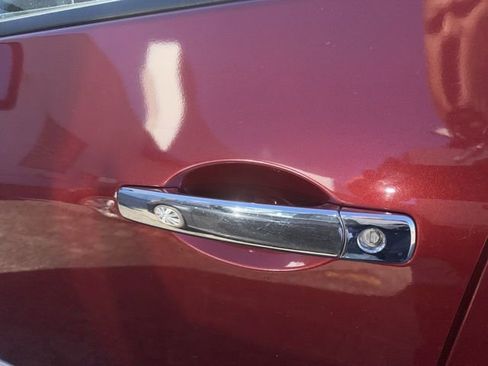 Used 2015 Nissan Rogue S w/ Convenience Package image 14