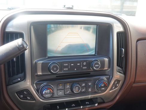 Used 2016 Chevrolet Silverado 1500 High Country AWD/4WD image 38