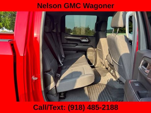 Used 2023 Chevrolet Silverado 1500 LT w/ Convenience Package II AWD/4WD image 18