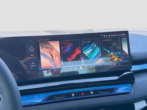 New 2026 BMW 550e xDrive w/ Executive Package AWD/4WD image 31