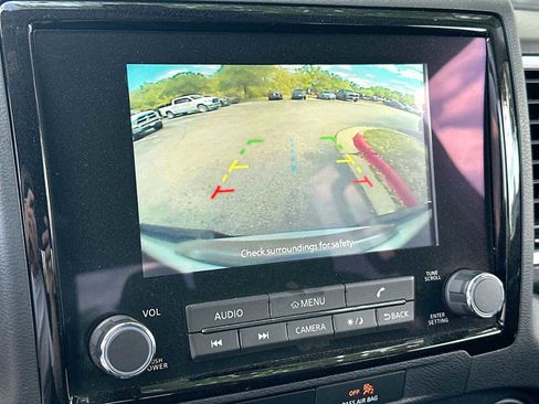 Used 2022 Nissan Frontier SV RWD image 20