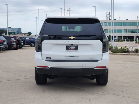 Used 2026 Chevrolet Tahoe LT w/ Comfort Package AWD/4WD image 13