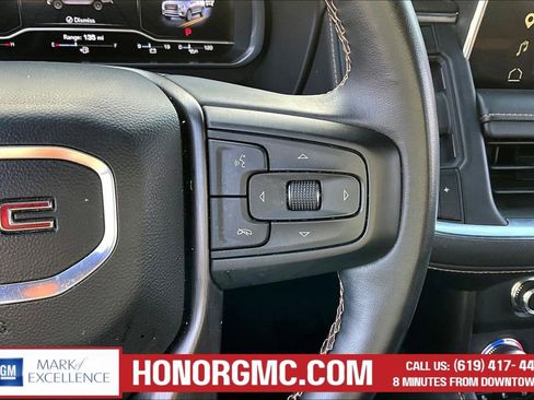 Used 2023 GMC Yukon XL AT4 w/ Technology Package AWD/4WD image 12
