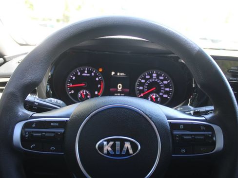 Used 2021 Kia K5 LXS FWD image 24