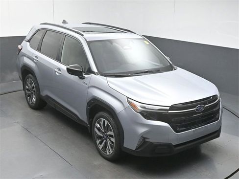 New 2025 Subaru Forester Touring image 43