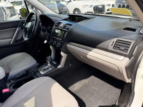 Used 2015 Subaru Forester 2.5i Limited AWD/4WD image 22