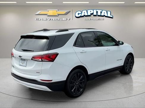 Used 2024 Chevrolet Equinox RS FWD image 5