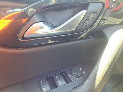 Used 2021 Chevrolet Blazer RS w/ Enhanced Convenience Package image 25