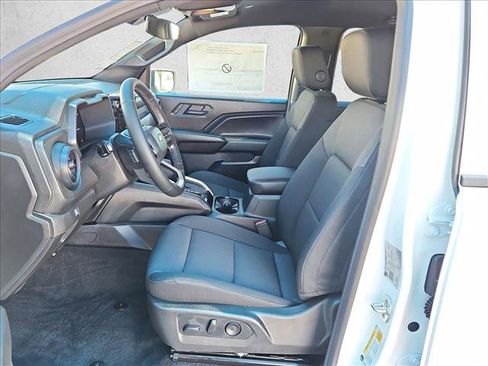 New 2026 Chevrolet Colorado W/T w/ WT Custom Package AWD/4WD image 4
