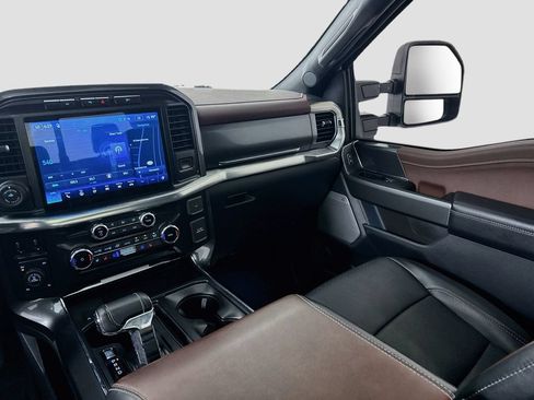 Used 2022 Ford F150 Lariat w/ Equipment Group 502A High AWD/4WD image 27