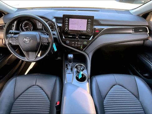 Certified 2021 Toyota Camry SE image 14