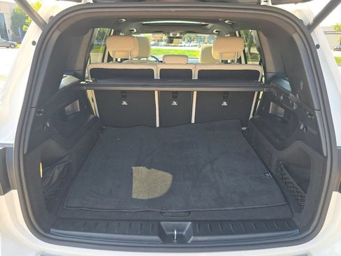 Certified 2025 Mercedes-Benz GLB 250 4MATIC image 17