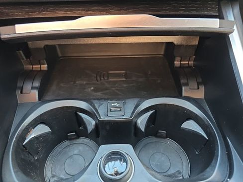 Used 2021 BMW 330i xDrive Sedan image 29