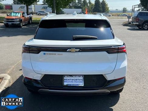 Used 2024 Chevrolet Equinox EV LT AWD/4WD image 6