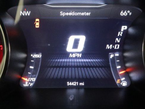Used 2016 Dodge Challenger SRT RWD image 22