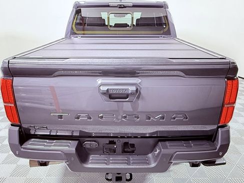 Used 2024 Toyota Tacoma TRD Sport w/ TRD Sport Premium Package image 4