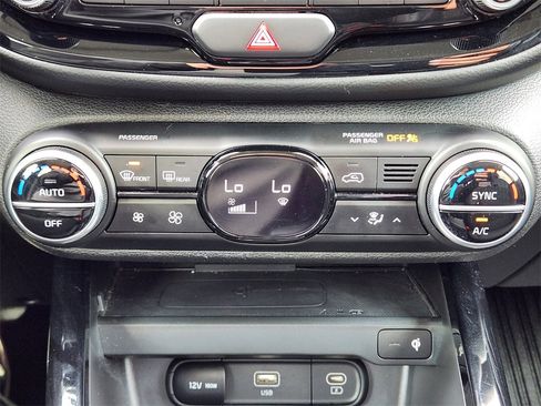 Certified 2024 Kia Soul GT-Line w/ Option Group 020 image 19