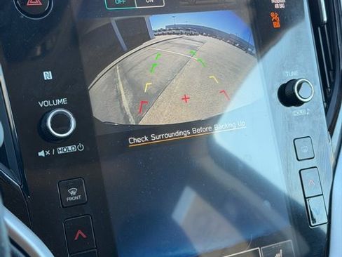 Used 2024 Subaru Outback Premium image 31