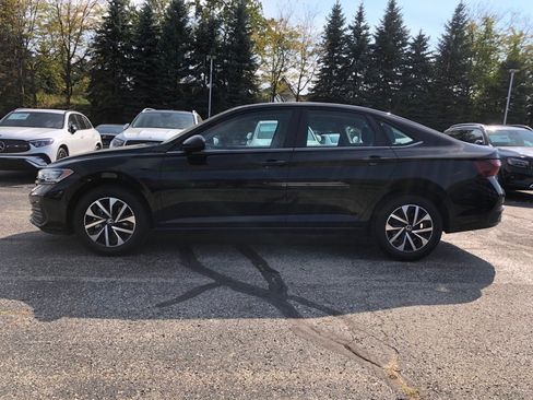 Used 2024 Volkswagen Jetta S image 7