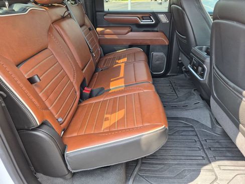 Used 2025 GMC Sierra 2500 Denali Ultimate w/ LPO, GMC Protection Package AWD/4WD image 25