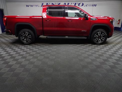 Used 2023 GMC Sierra 1500 AT4 AWD/4WD image 2