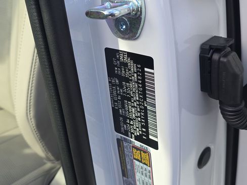 New 2026 Kia Sorento S AWD/4WD image 32