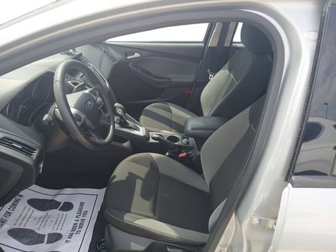 Used 2014 Ford Focus SE FWD image 15